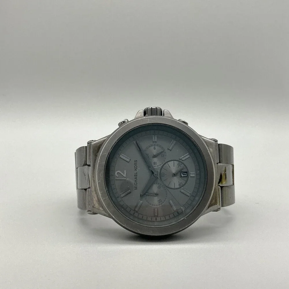 Michael Kors Dylan Mens Watch 45mm Gray Chronograph MK-8205 New Battery 7.25" - Picture 5 of 15